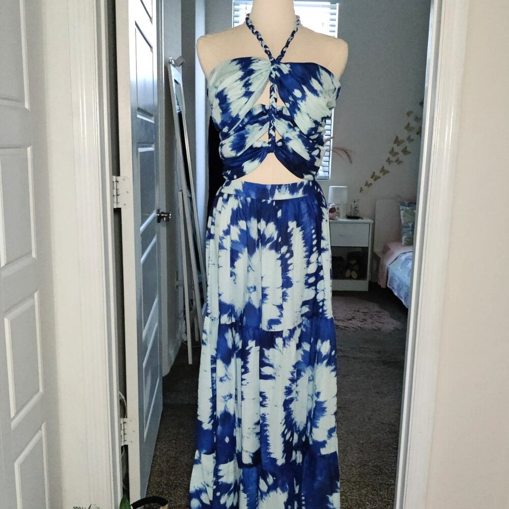 HT 360 Collective cut out Blue two-tone, tie dye maxi dress